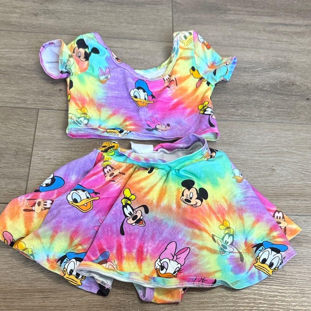 Colorful Disney wild rich kids Mickey Goofy Donald